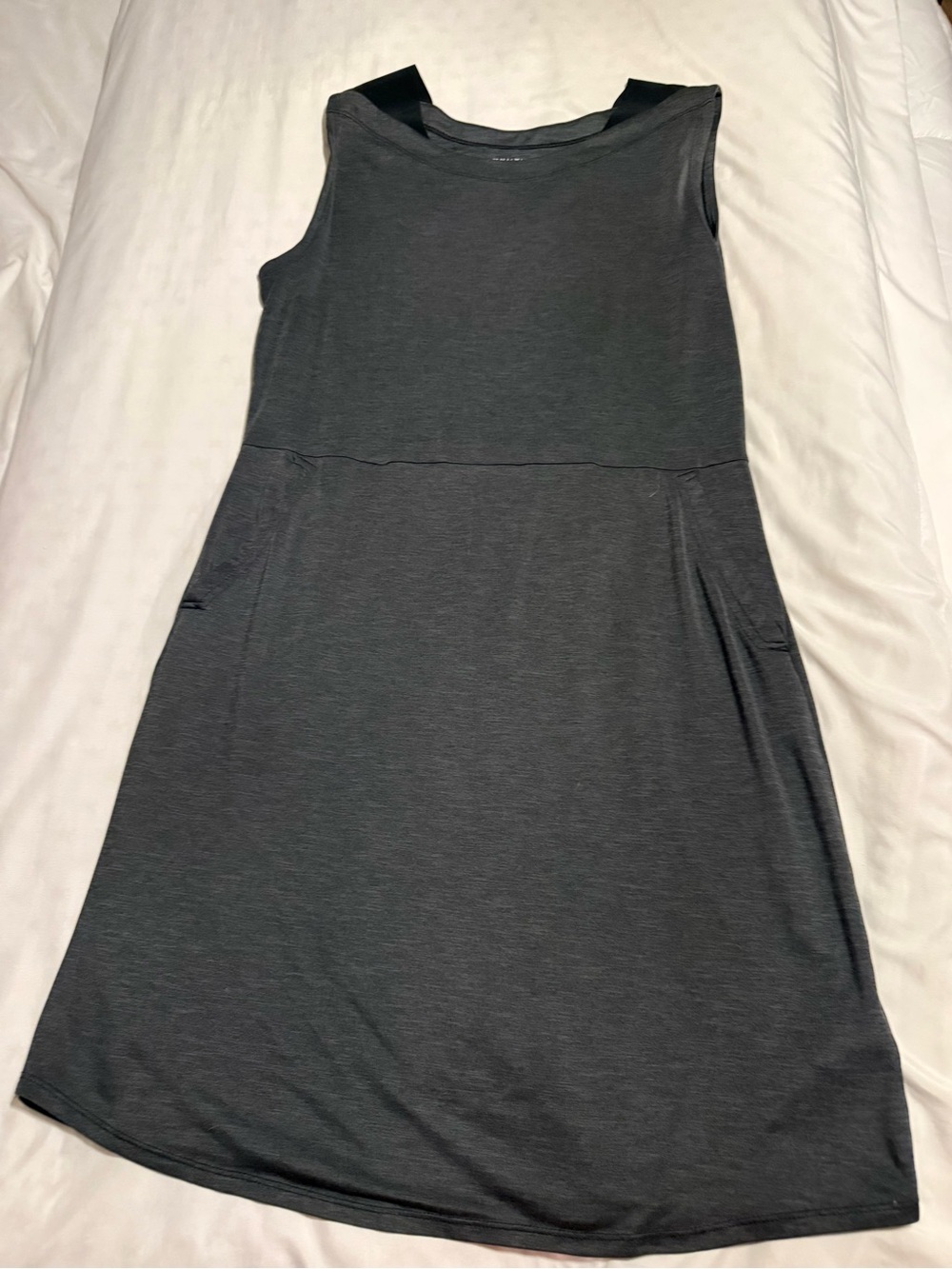 Columbia Dark Gray Omni-Wick Performance Tee